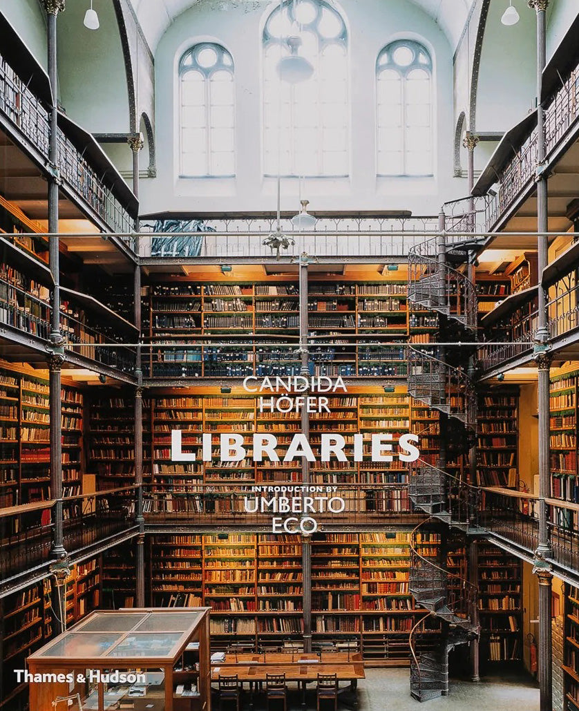Candida Höfer: Libraries – NEUTRAL BOOKS